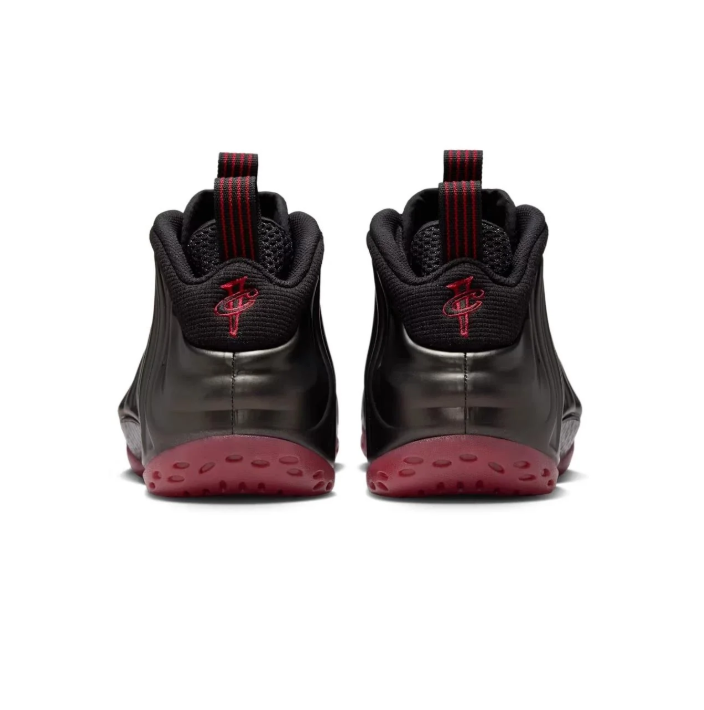 Nike Air Foamposite One – Black / Team Red