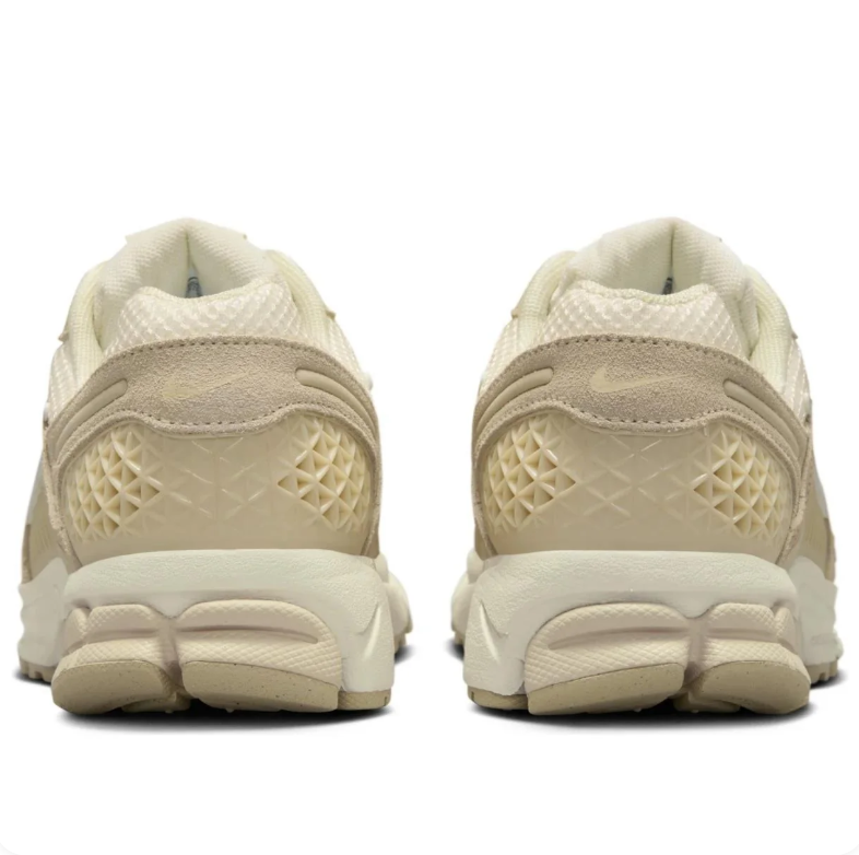 Nike Zoom Vomero 5 – Sail / Sand Drift / Coconut Milk (Tonal Edition)